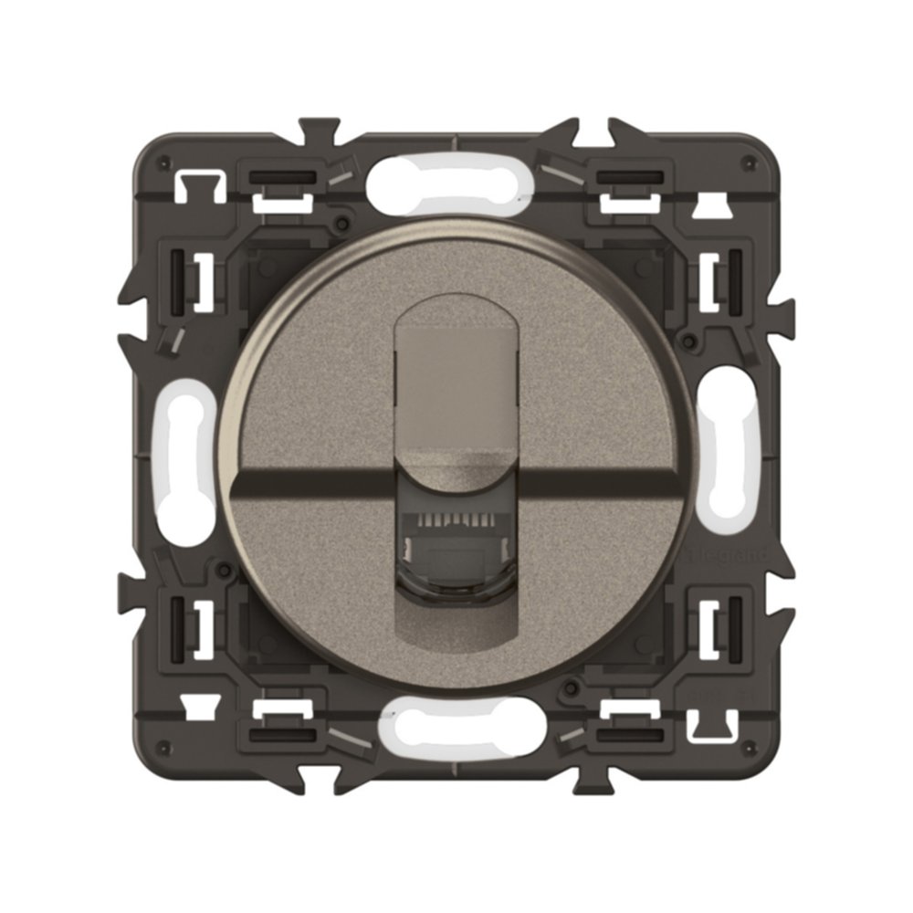 Prise RJ45 téléphone et informatique catégorie6 FTP Céliane Titanium