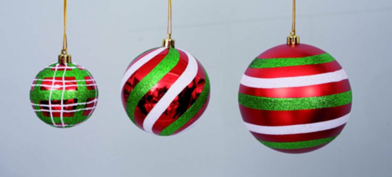 Boule de Noël rayée rouge/blanc/vert Ø10cm